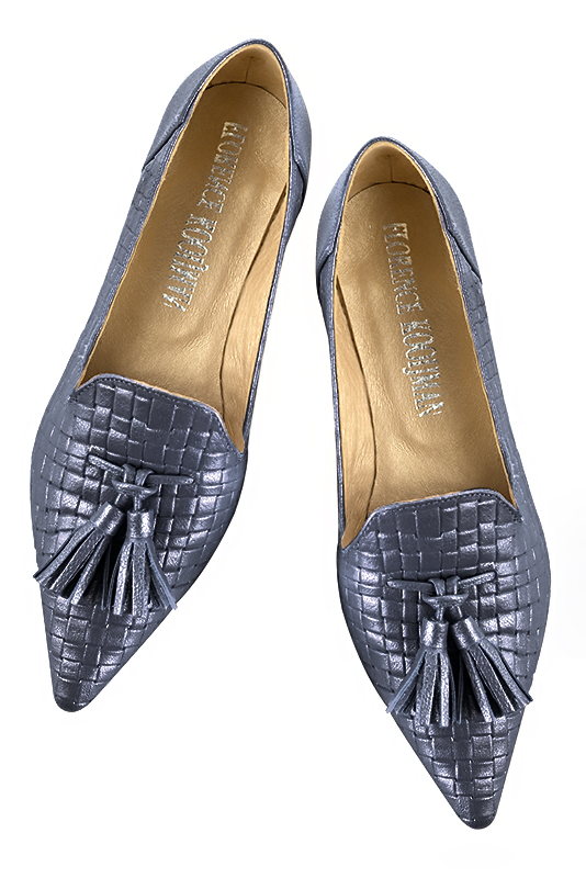 Navy blue women's loafers with pompons. Pointed toe. Flat flare heels. Top view - Florence KOOIJMAN